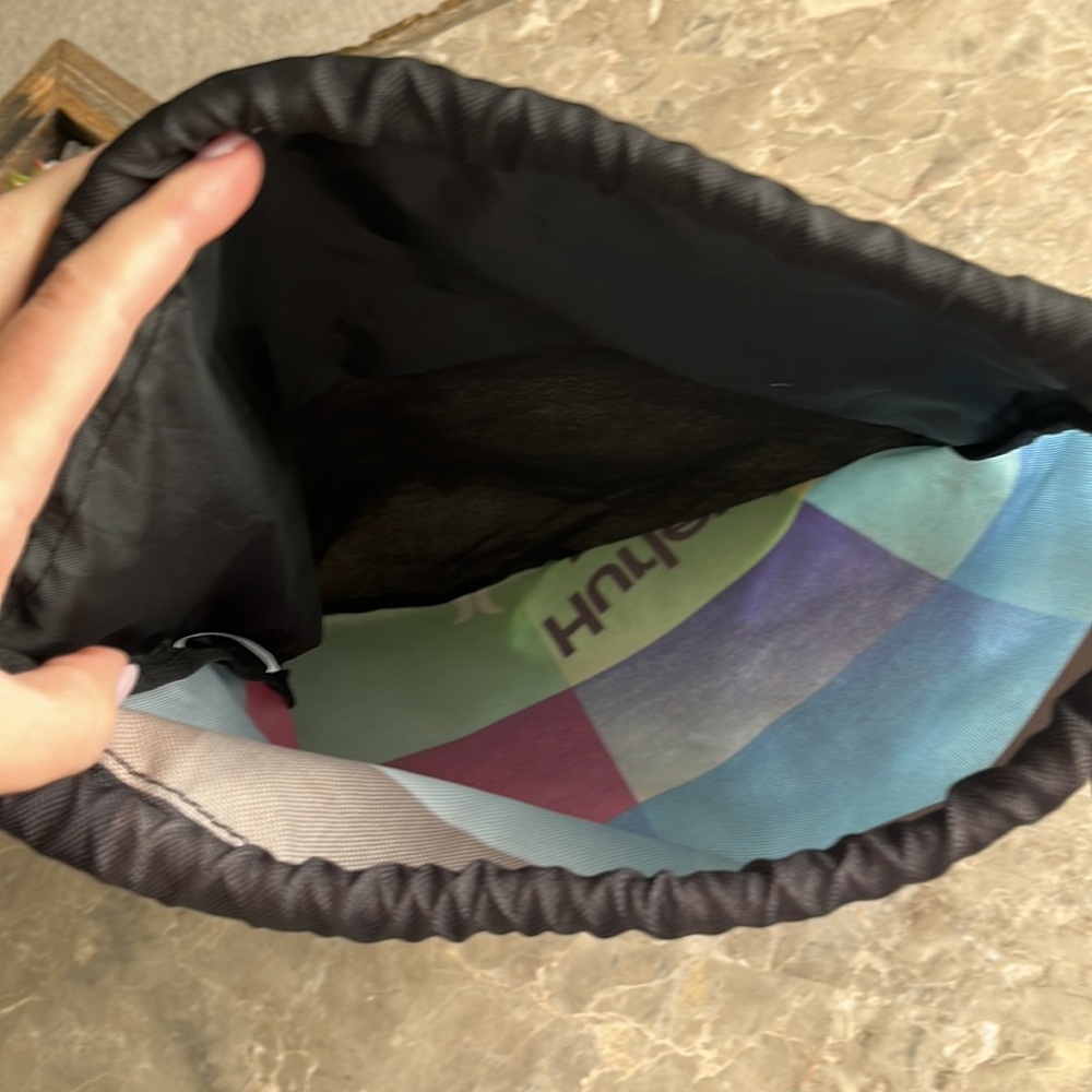 Hurley Drawstring Bag - Picture 4 of 6